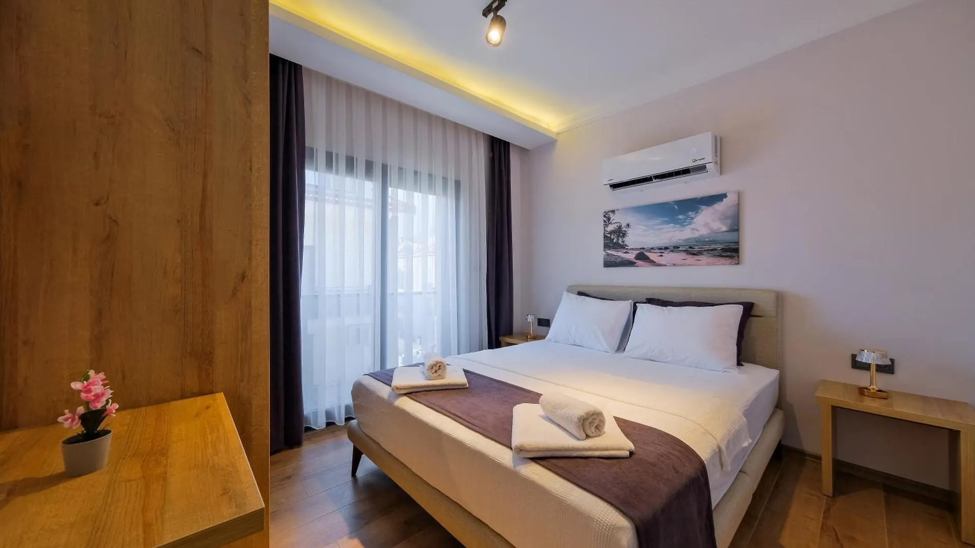 Light Apartments Fethiye 0*,